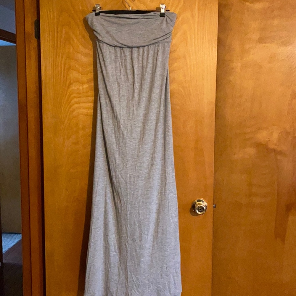 ☀️Pick 1 for $8 or 2 for $13 
Sleeveless Maxi Dress